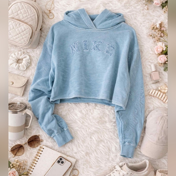 Nike Tops - Nike Women's Blue Cropped Sweatshirt